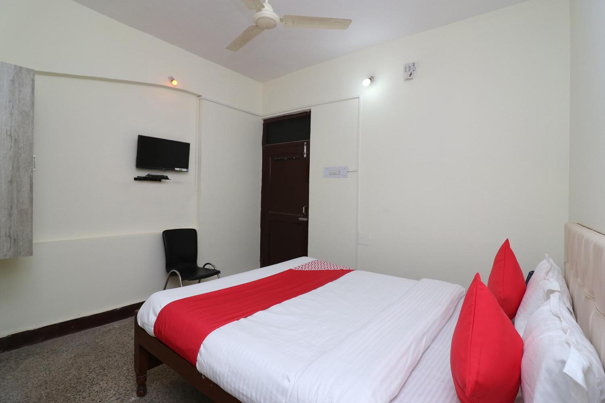 בובנשוואר Hotel Shreya מראה חיצוני תמונה