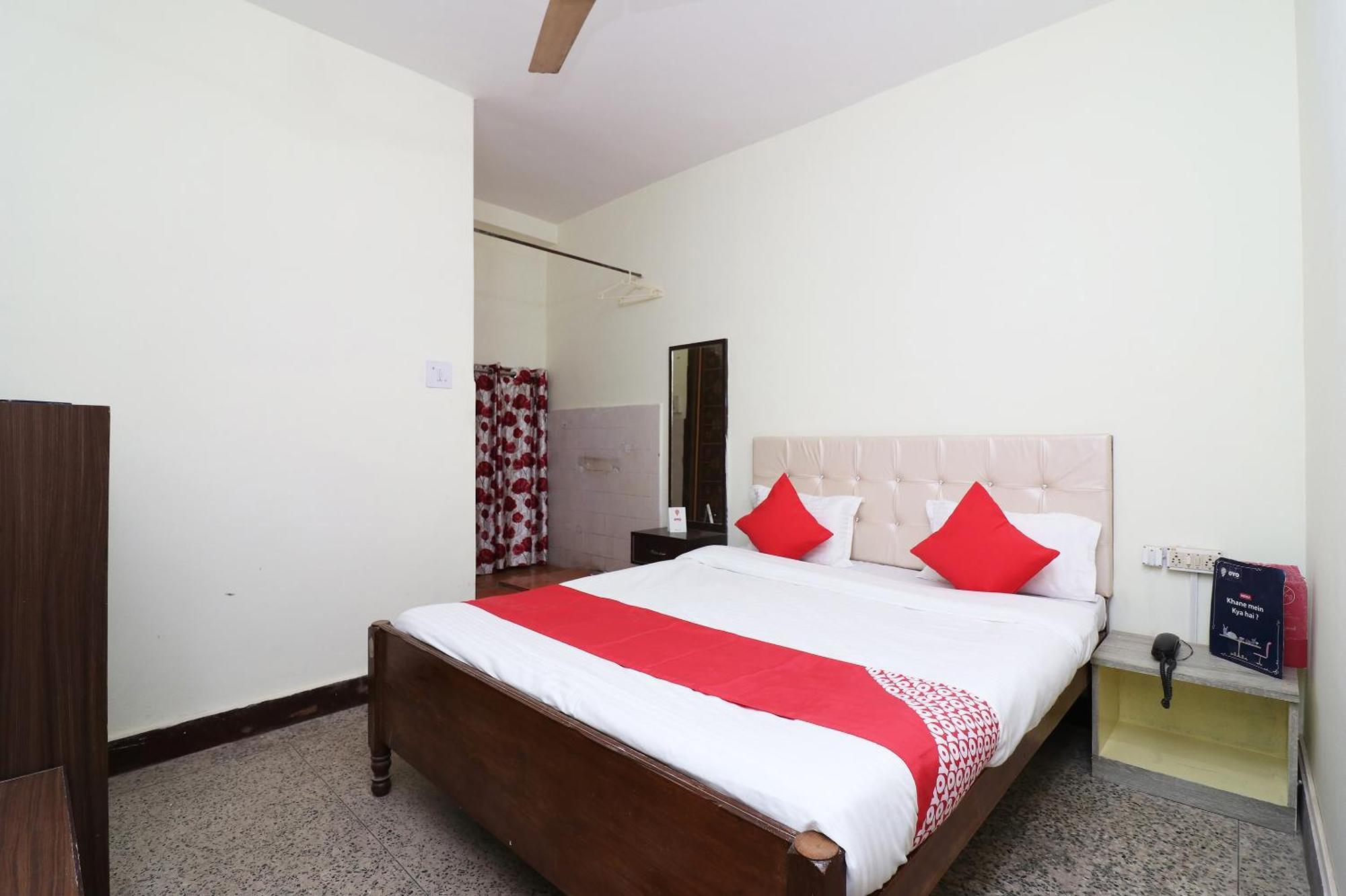 בובנשוואר Hotel Shreya מראה חיצוני תמונה
