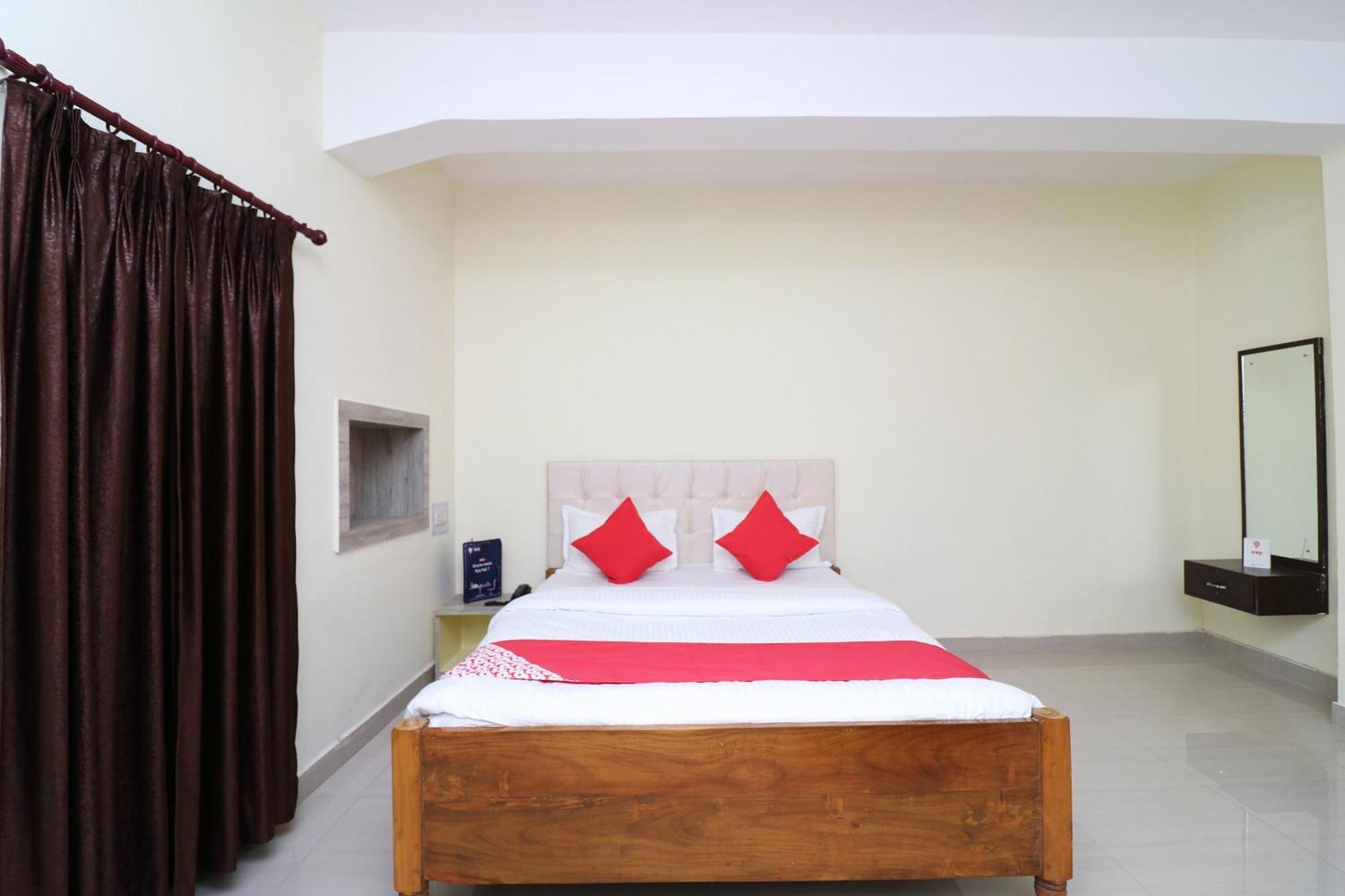 בובנשוואר Hotel Shreya מראה חיצוני תמונה