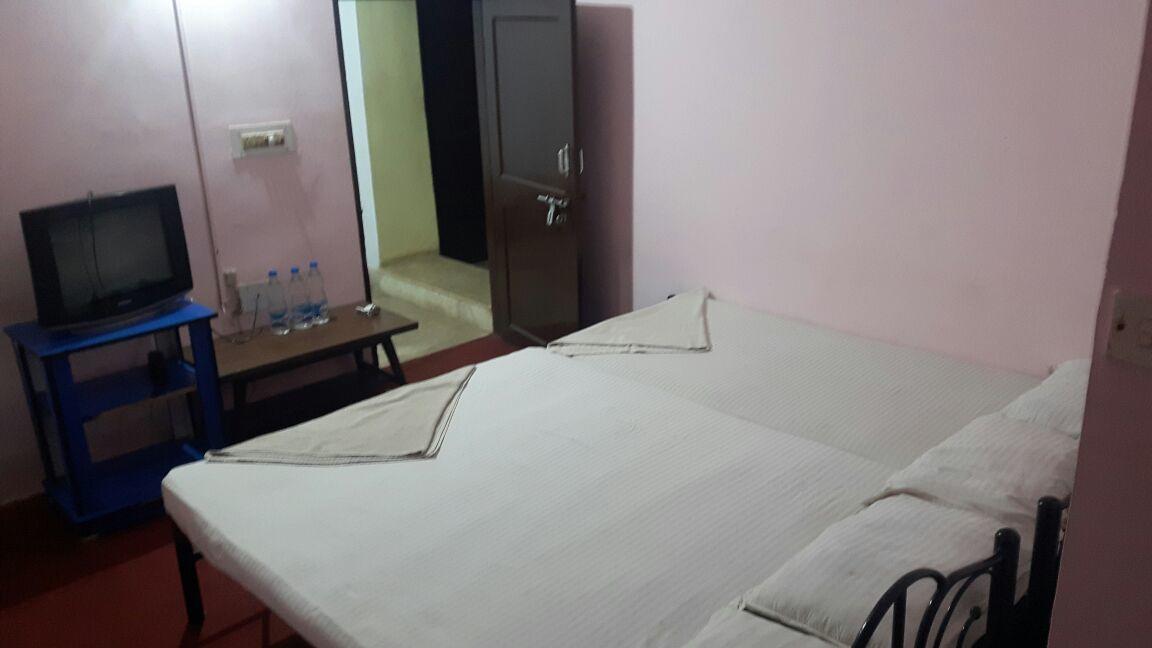 בובנשוואר Hotel Shreya מראה חיצוני תמונה